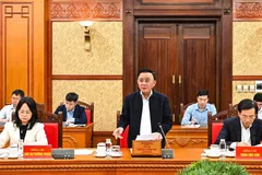 Đồng chí Trần Cẩm Tú chủ trì và kết luận cuộc họp. Ảnh: ĐCS