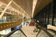 Yêu cầu xử lý dứt điểm tình trạng dột nước ở nhà ga T3