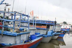 TPHCM bố trí lực lượng hỗ trợ tàu vào trú tránh bão