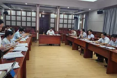 Tổ Công tác họp chiều 19-11