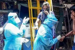Cuộc khảo sát được thực hiện tại các khu vực Chembur, Matunga và Dahisar trong 12-14 ngày trong nửa đầu tháng Bảy. Trong vòng đầu tiên, 6.936 mẫu đã được thu thập từ dân số nói chung ở các khu vực ổ chuột và không khu ổ chuột. Ảnh: - PTI