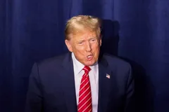 Ông Trump phát động chiến dịch CIA bí mật chống lại Trung Quốc