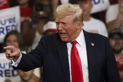 Ông Trump: 'Israel sẽ bị tấn công vào đêm nay'