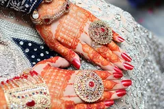 Hội đồng tư pháp Oman: Có thể cưới bà hai mà không cần hỏi bà cả