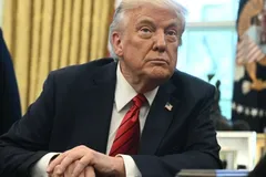 Ông Trump: 'Nga đã sẵn sàng' ký thỏa thuận về Ukraine'