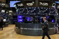 Phố Wall khép lại tháng 10 trong sắc xanh, kỳ vọng đỉnh mới