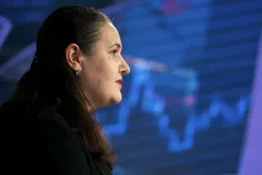 Bà Oksana Markarova, khi đó là đại sứ Ukraine tại Mỹ, trong một cuộc phỏng vấn của Bloomberg Television tháng 3. Ảnh: Getty Images