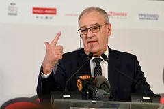 Bộ trưởng Kinh tế Guy Parmelin làm Tổng thống Thụy Sĩ nhiệm kỳ năm 2026. Ảnh: euractiv.com