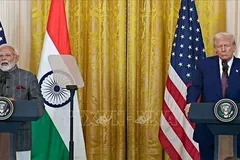 Tổng thống Mỹ Donald Trump (phải) và Thủ tướng Ấn Độ Narendra Modi tại cuộc họp báo chung ở Washington. Ảnh tư liệu - minh họa: ANI/TTXVN