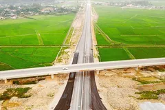 Thông xe cao tốc Diễn Châu - Bãi Vọt