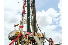 Sự ngụy biện của phí hoa hồng dầu khí