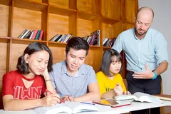 Xoay xở với mức lương dưới 5 triệu đồng