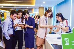 SCB số hóa môi trường làm việc