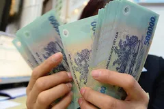 Tiền lương năm 2021 có giảm theo mức thắt chặt ngân sách?