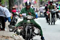 Ai được lợi trong đề xuất đổi xe máy?