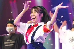 Hậu Hoàng, hiện tượng giải trí thành công nhờ nhạc chế.