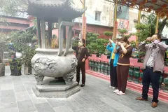 Nét đẹp lễ chùa đầu năm