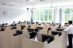 Thí sinh tham dự kỳ thi tuyển công chức khối Đảng, đoàn thể TPHCM năm 2022