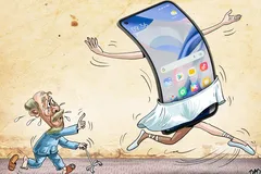 Chuyển đổi số đừng quên người lớn tuổi