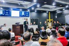 Một buổi đấu giá tranh tại nhà Đấu giá Chọn. 