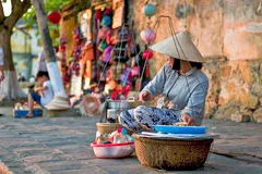 Quan tâm hỗ trợ người nghèo tái tạo sức lao động