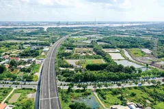Cao tốc Bến Lức - Long Thành sẽ trở thành mạng lưới kết nối huyện Cần Giờ với các khu vực lân cận. Ảnh: HẢi QUỲNH