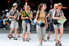 Tiếp tục miễn visa cho công dân 5 nước châu Âu