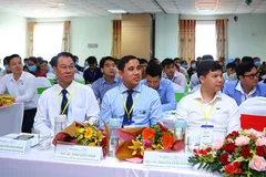 Các đại biểu tham dự hội nghị