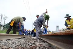 Lẩn quẩn cơ chế giao vốn bảo trì đường sắt