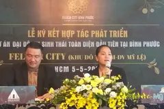 Giám đốc điều hành công ty TNHH Mỹ Lệ trả lời câu hỏi của báo chí 