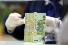 Các khoản nợ từ vài triệu đến hàng tỉ đồng được ngân hàng rao bán