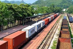 Tiềm năng phát triển hoạt động vận tải hàng hóa liên vận quốc tế bằng đường sắt đi tới các nước Châu Âu rộng mở nhưng hạn chế bởi năng lực thông qua của tuyến và năng lực của ga.