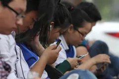 Nhiều người dùng vẫn thường xuyên bị làm phiền bởi các cuộc gọi quảng cáo dịch vụ. Ảnh: Người lao động 
