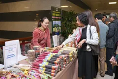 OCOP là đặc sản của địa phương nên sản phẩm có thể là "độc nhất vô nhị" và phải tinh túy khi đến tay người tiêu dùng. Ảnh: VGP