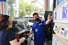 Một điểm bán xăng của Petrolimex tại Hà Nội. (Ảnh: Đức Duy/Vietnam+)