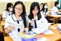 TPHCM miễn học phí cho học sinh các cấp