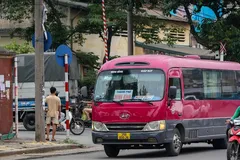 Các doanh nghiệp vận tải, lái xe bày tỏ sự ủng hộ với đề xuất bỏ quy định “thời gian lái xe của người lái xe ôtô không quá 48 giờ trong một tuần”. (Ảnh: Hoài Nam/Vietnam+)