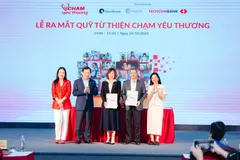 Đại diện Quỹ Chạm Yêu Thương ký kết Thỏa thuận hợp tác với Bệnh viện Mắt Trung ương