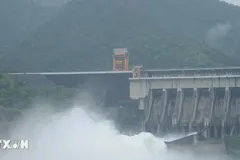 Thủy điện Sơn La mở cửa xả đáy với tổng lưu lượng xả 4.037 m3/s