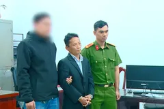 Bắt giam đối tượng nhiều tiền án cầm kiếm dọa nữ công nhân tại Nha Trang