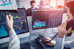 Chứng khoán lấy lại đà tăng sau phiên 'đổ đèo'