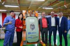 Airbus sử dụng cửa thoát hiểm máy bay của doanh nghiệp Việt