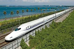 Khi VinSpeed và THACO xin vai kiến tạo: Một tuyến đường - hai giấc mơ - nhưng ai giữ bản thiết kế?