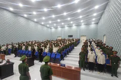 Xét xử hơn 100 bị cáo liên quan đến công ty đòi nợ