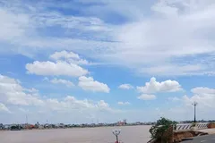 Đồng Tháp khẩn cấp khắc phục sạt lở bờ sông Tiền