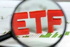 Chứng khoán ‘rực lửa’ trong ngày 2 quỹ ETF ngoại ‘hành động’