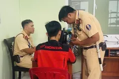 Vụ 'bốc đầu xe' đăng TikTok, phạt chủ xe 9 triệu đồng