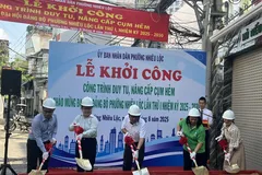 Khởi công nâng cấp 7 tuyến hẻm trên địa bàn phường Nhiêu Lộc. Ảnh: QUỐC HÙNG