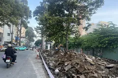 Đường Trần Bình Trọng, phường Vườn Lài. Ảnh: QUỐC HÙNG