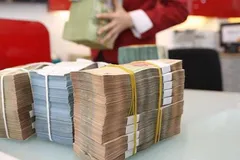 Ngân hàng tăng tốc củng cố vốn cuối năm